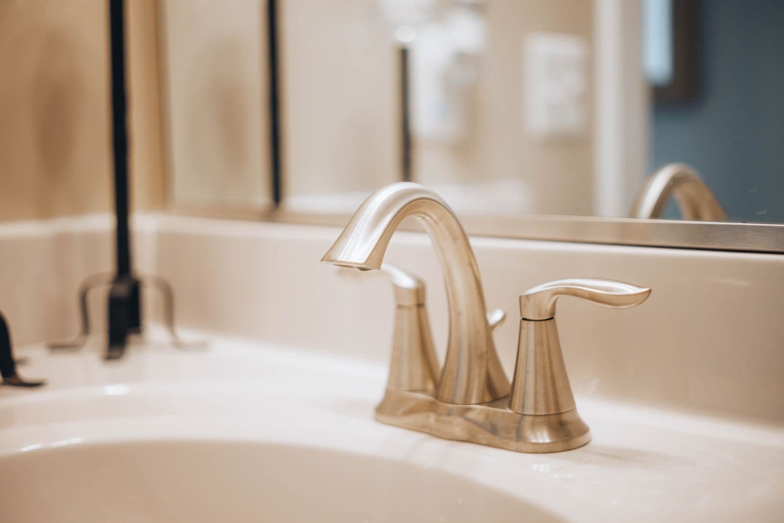 Sanitary & Plumbing